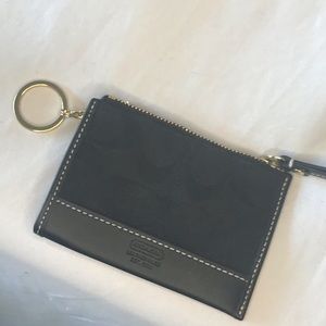 Coach black card wallet in excellent condition